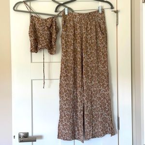 Flowy high waisted pants and crop set